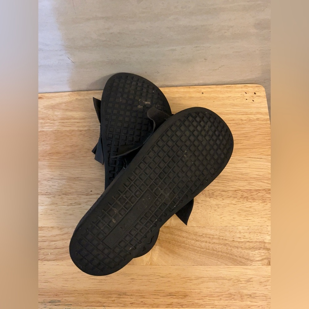 MICHAEL Michael Kors Bella Sport Slide Sandals. - Picture 9 of 11